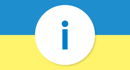 Bokstaven i med Ukrainas flagga i bakgrunden